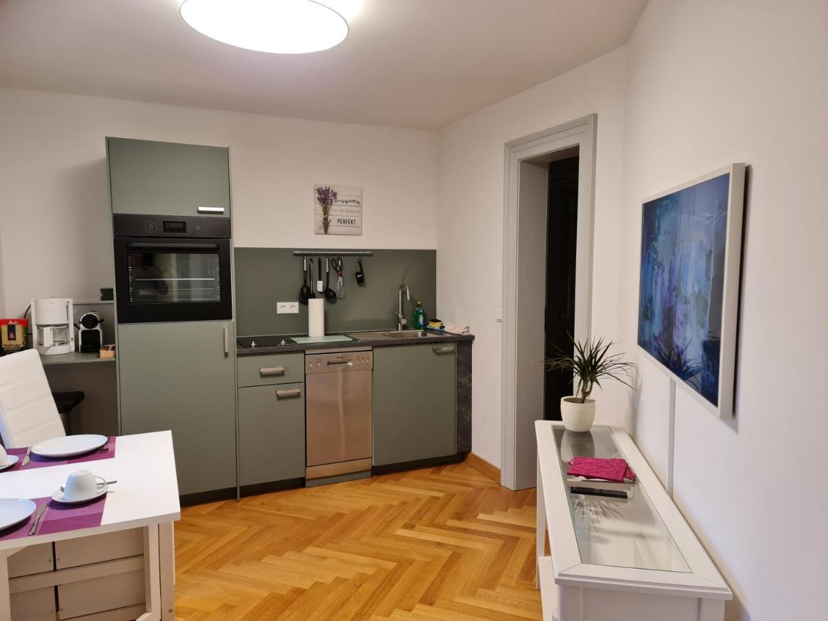 Appartements In Schoner Burganlage Jena Exterior foto