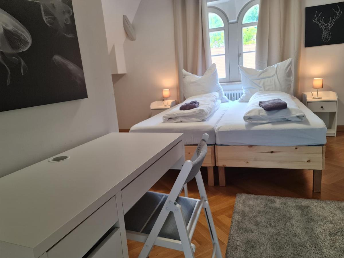 Appartements In Schoner Burganlage Jena Exterior foto