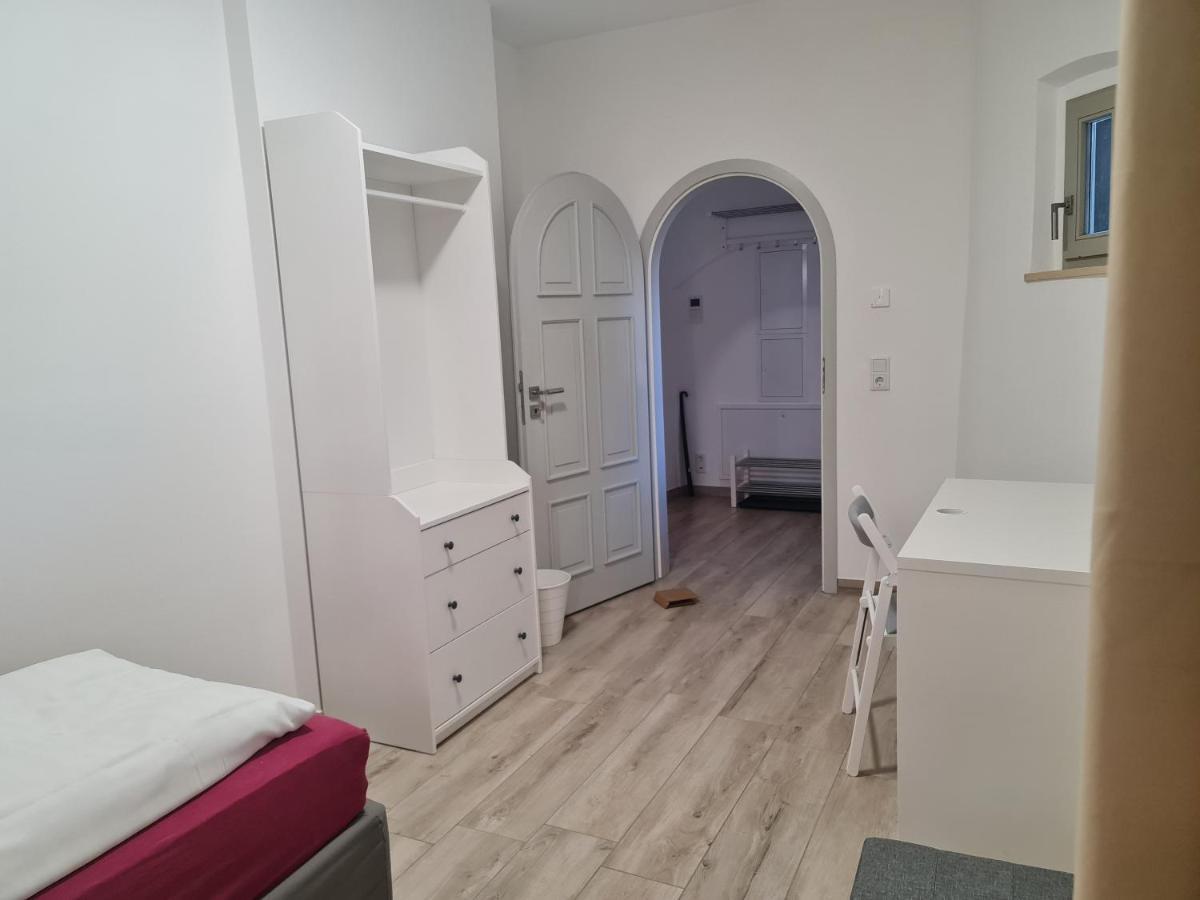 Appartements In Schoner Burganlage Jena Exterior foto